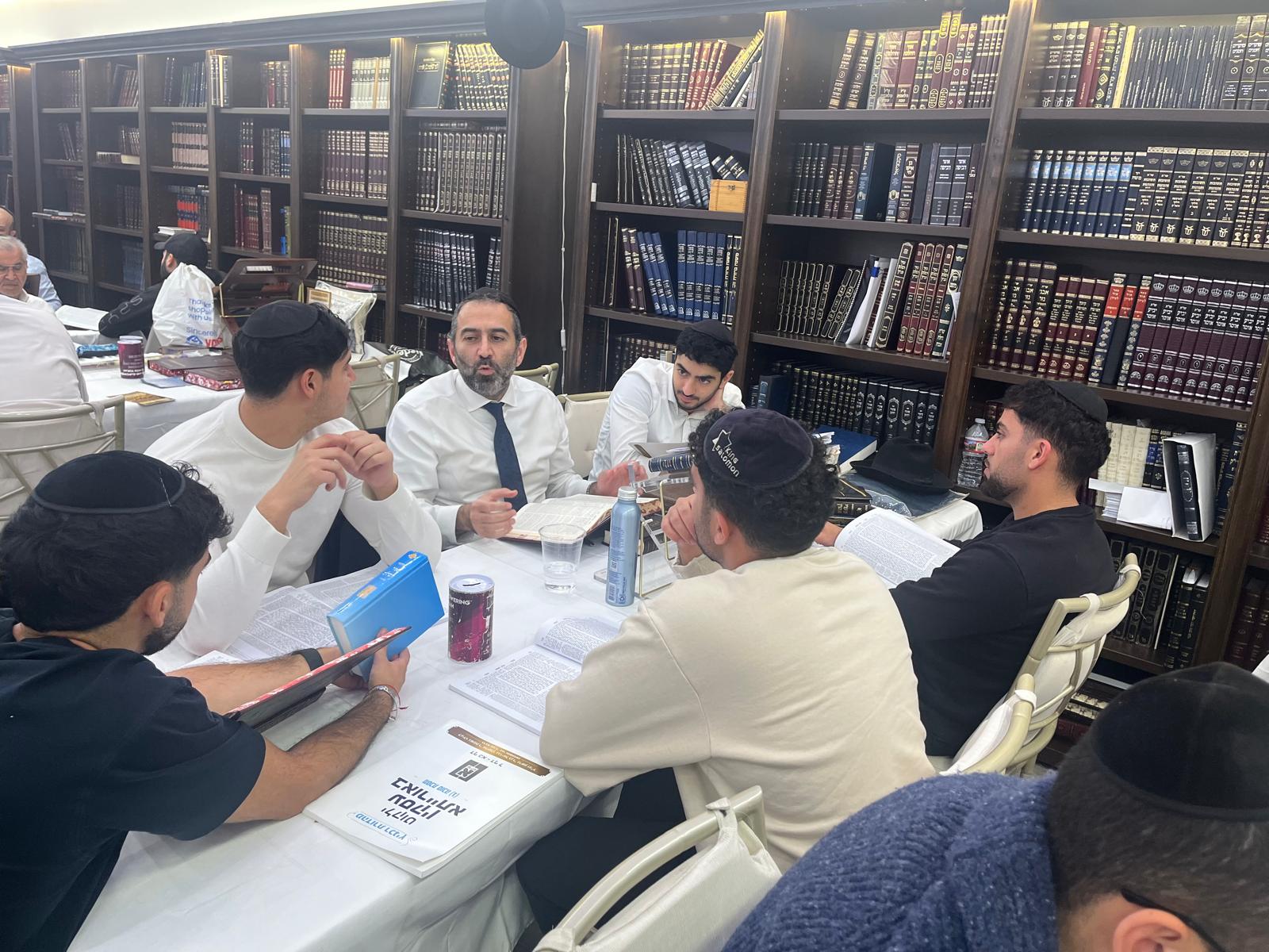 Ohr V’Chesed Torah education and learning gathering